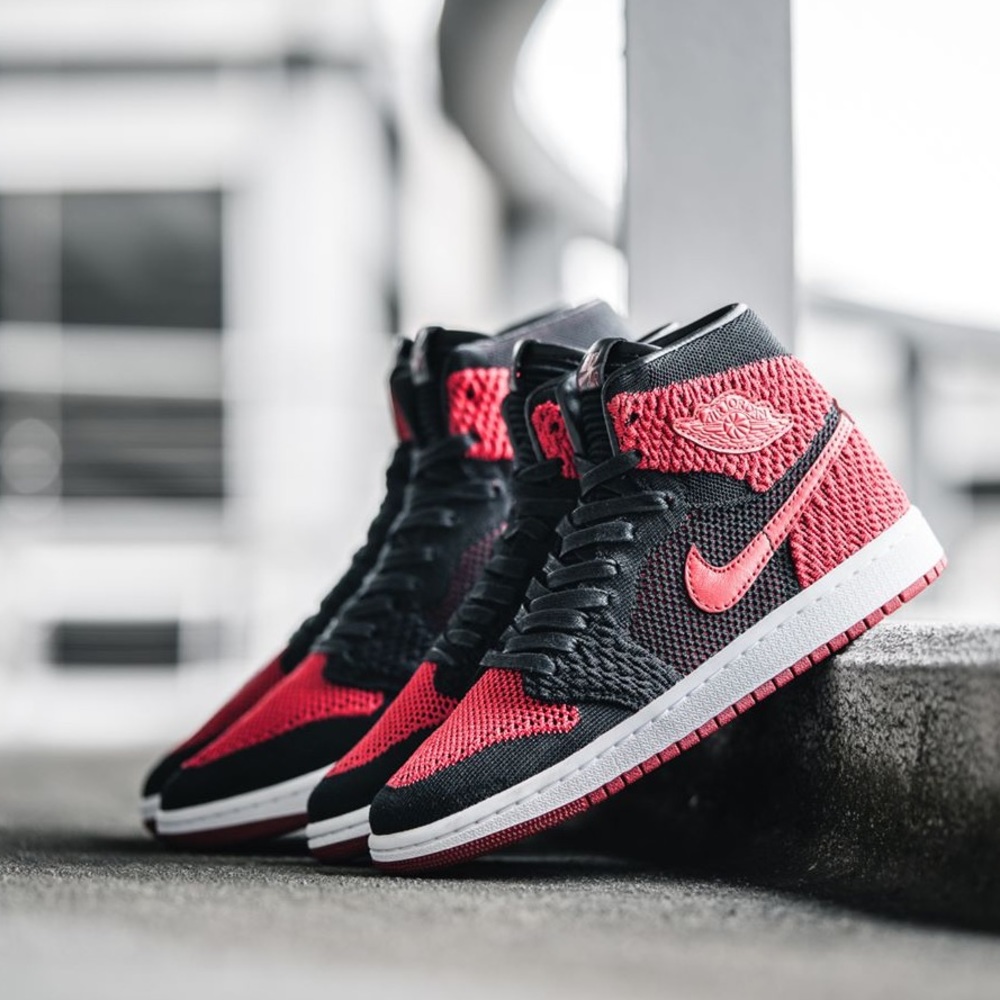 Nike Air Jordan 1 Retro High OG Flyknit Bred Red Black High Top Shoes size 10